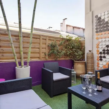 Apartment Croisette Banane 4 Sleeps Cannes