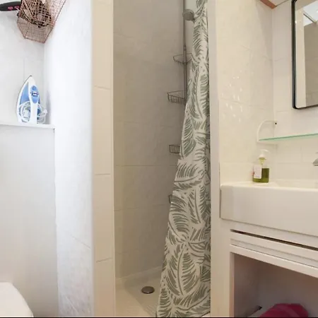 Apartment Croisette Banane 4 Sleeps *